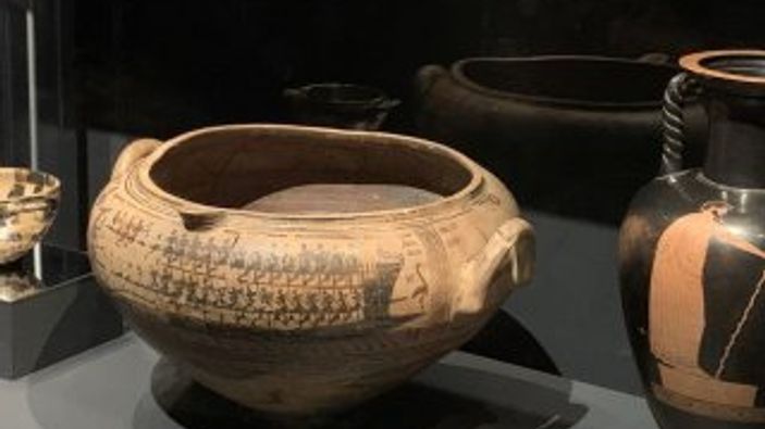 Türkiye'den çalınan eserlerle Londra'da Troya sergisi