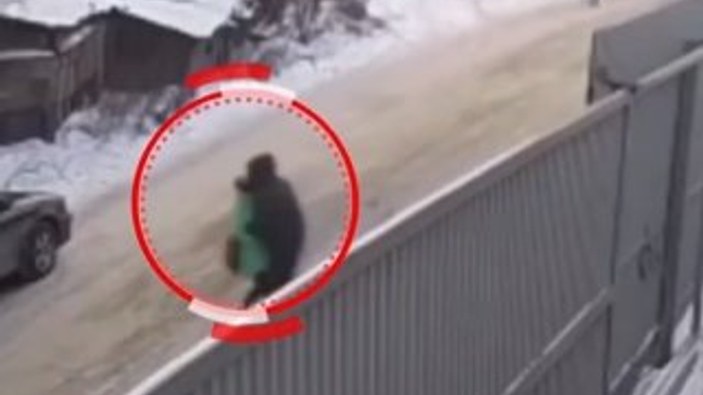 Rusya'da 9 yaşındaki kız çocuğu okul önünde kaçırıldı