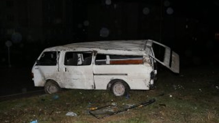 Sakarya'da minibüs kazası: 1 ölü 4 yaralı