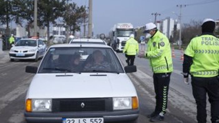 Sürücülere 'şehir dışına çıkmayın' uyarısı