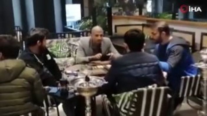 Ümraniye'de kıraathanelere polis baskını