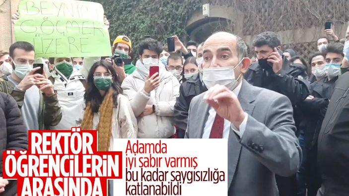 Boğaziçi Üniversitesi Rektörü Melih Bulu, öğrencilerin arasına girdi