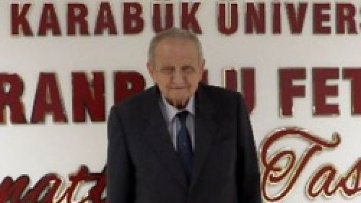 Eski ÖSYM Başkanı Fethi Toker hayatını kaybetti