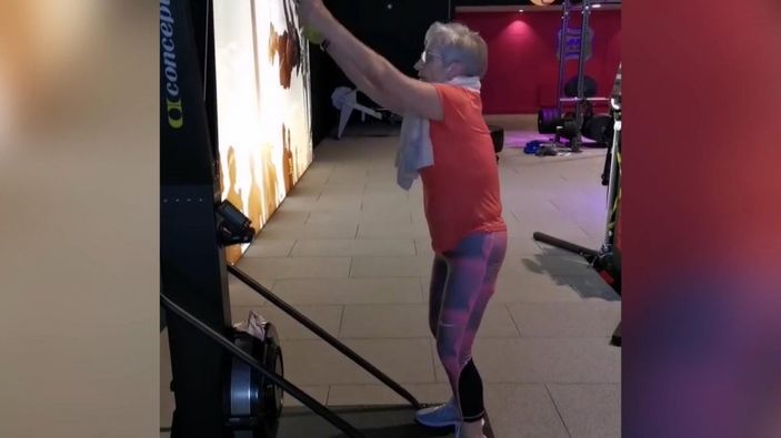 ABD'nin en fit büyükannesi 81 yaşında