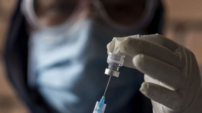Almanya’da 12 yaş üstü koronavirüse karşı aşılanabilecek