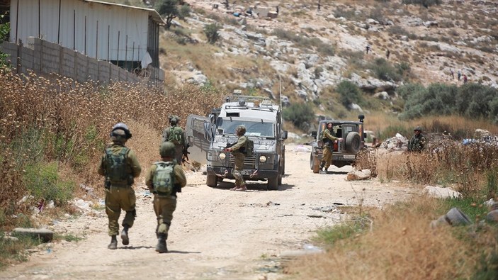 İsrail güçlerinin açtığı ateş sonucu 3 Filistinli yaralandı
