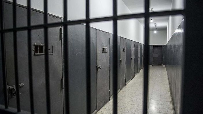 Ekvador'da 2 hapishanede isyan çıktı: 21 ölü