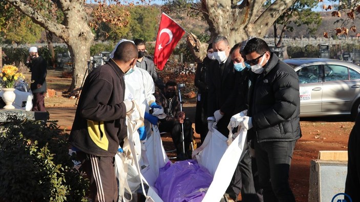 Güney Afrika'nın ilk Türk pilotu Rüştü Atala'nın oğlu Ahmet Atala vefat etti
