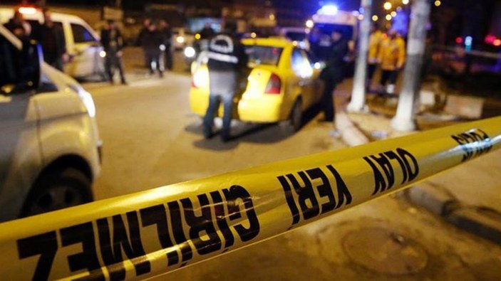 İzmir'de gece kulübüne silahlı saldırı: 1 ölü