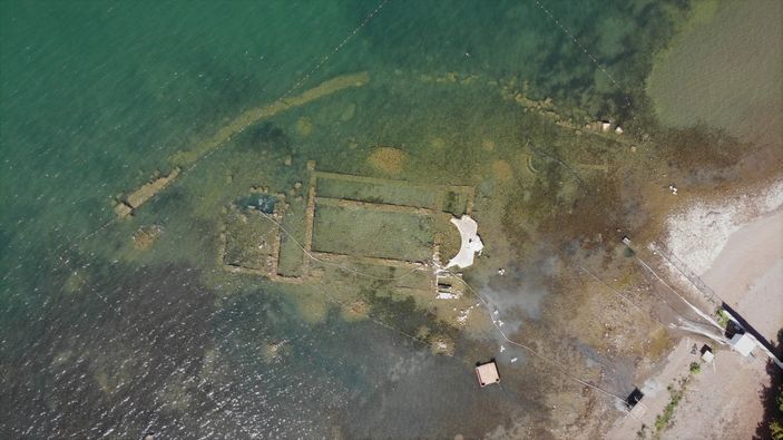 İznik Gölü’nde sular 200 metre çekildi