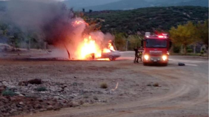 Hatay'da ailesine sürpriz yapmak isteyen askerin aracı yandı