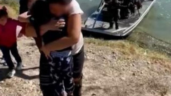 Meksika'da insan kaçakçılarının ıssız adaya götürdüğü küçük kız kurtarıldı