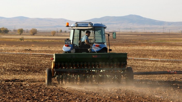 Afyonkarahisar'da kuraklık arpa ve buğday üretimini vurdu