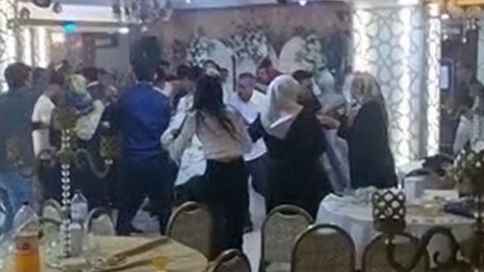 Kayseri'de bir düğünde 'halay başı' ve 'müzik seçimi' kavgası
