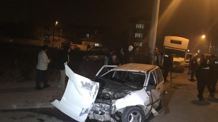 Konya'da bir kazada 6 kişi ölümden döndü