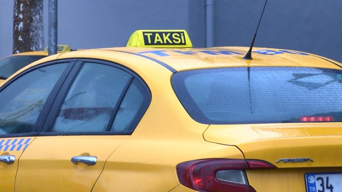 UKOME'nin taksilerde akıllı tepe lambası kararı tepki çekti