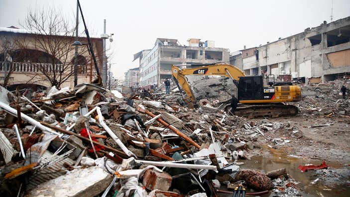 Kahramanmaraş depreminde son 20 saatte yaşananlar