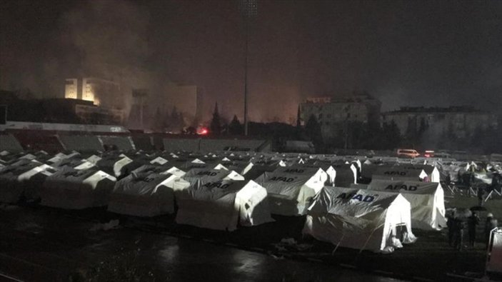 Kahramanmaraş'ta depremzedeler için 5 bin çadır hazırlandı