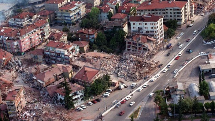 1999 Gölcük depreminde kaç bina yıkıldı? Gölcük depreminde ölü ve yaralı sayısı kaçtı?