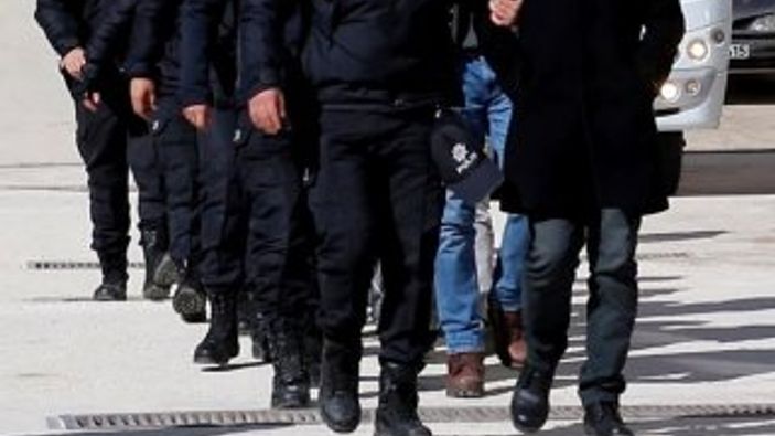 Denizli'de 2 FETÖ üyesi tutuklandı
