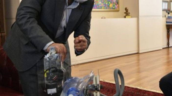 CHP'li Çiğli Belediyesi solunum cihazı üretti