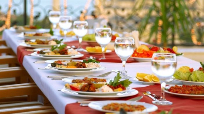 Düğünlerde yemek ve ikram yasağı sona erdi