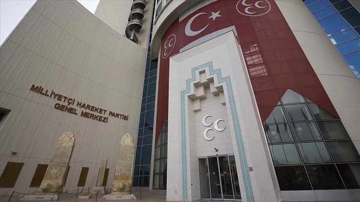 MHP'de 7 isim, partiden ihraç edildi
