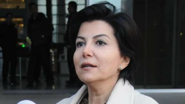 CHP’li kadın milletvekilleri, Sedef Kabaş’ı cezaevinde ziyaret etti
