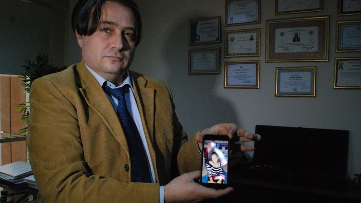 İzmir'de TikTok bağımlısı anne çocuklarının velayetini kaybetti