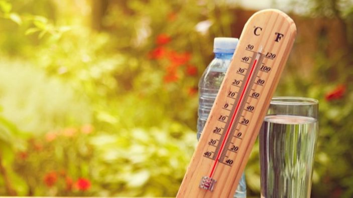 Meteoroloji'den yeni hava durumu raporu! Ne tam sıcak ne tam soğuk, kafalar karışık...