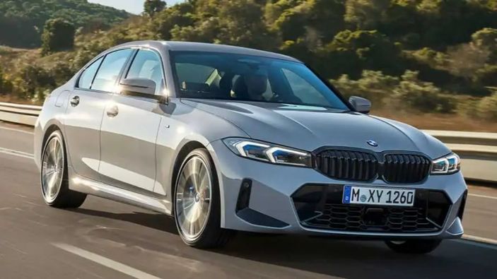 Makyajlı BMW 3 Serisi, yeni teknolojileriyle tanıtıldı