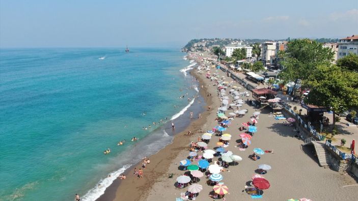 Düzce'nin Akçakoca ilçesi doğa ve deniz tutkunlarını ağırlıyor
