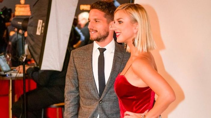 Galatasaraylı Dries Mertens'in eşinden Gülşen'e destek