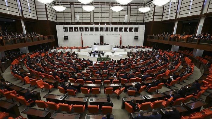 Gözler vergi barışını içeren yeni torba yasaya çevrildi
