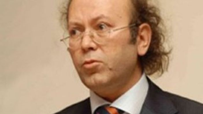 Yeni Şafak yazarı A Haber sunucusuna yeter dedi