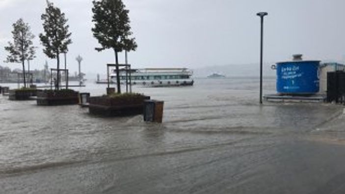 Üsküdar'da kara ve deniz birleşti