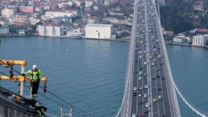 15 Temmuz Şehitler Köprüsü’nde hain darbe girişimi izleri
