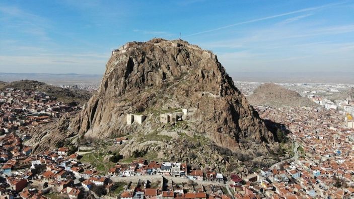 Karahisar Kalesi’ne ziyaretçi akını