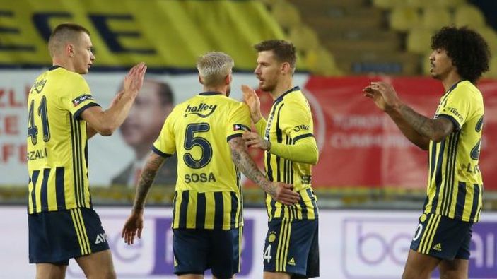 Fenerbahçe'de Pereira kimleri gönderecek? Ademi, Thiam, Sadık, Caner ve Sinan'dan sonra sıradaki kim?