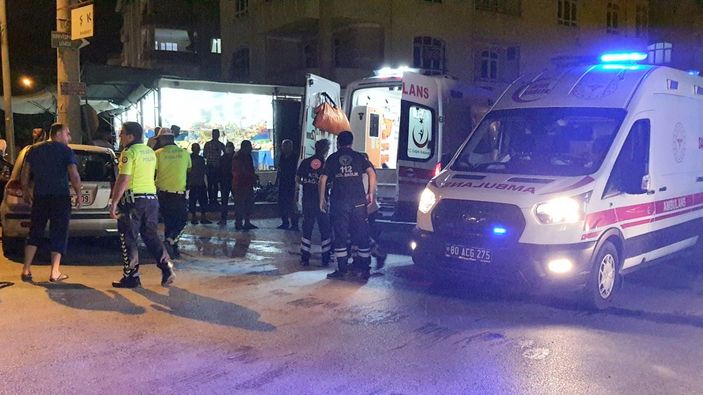 Osmaniye'de iki araç çarpıştı: 3 yaralı