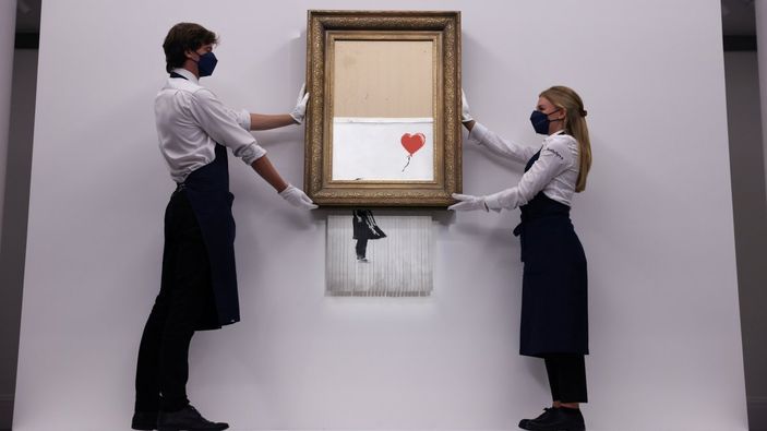 Banksy'nin parçalanan eseri, 18.5 milyon sterline satıldı
