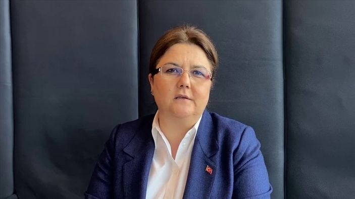 Bakan Derya Yanık'tan, okula alınmayan başörtülü öğrenciyle ilgili açıklama