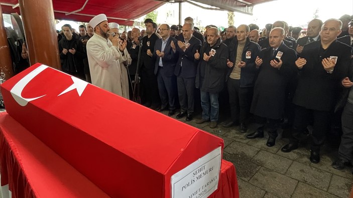 Hatay'da şehit düşen polis memuru Rize'de son yolculuğuna uğurlandı
