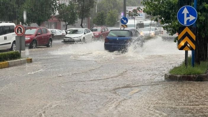 Meteoroloji'den Aydın'a kuvvetli yağış uyarısı
