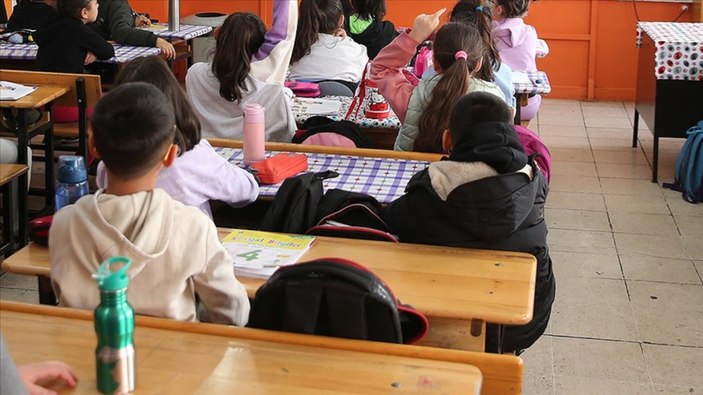 Depremin vurduğu 3 ilde daha eğitime başlanıyor: Adana, Gaziantep, Osmaniye...