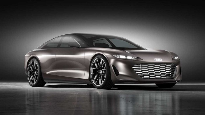 Markanın en güçlüsü olacak Audi A8, 2024'te karşımıza çıkacak
