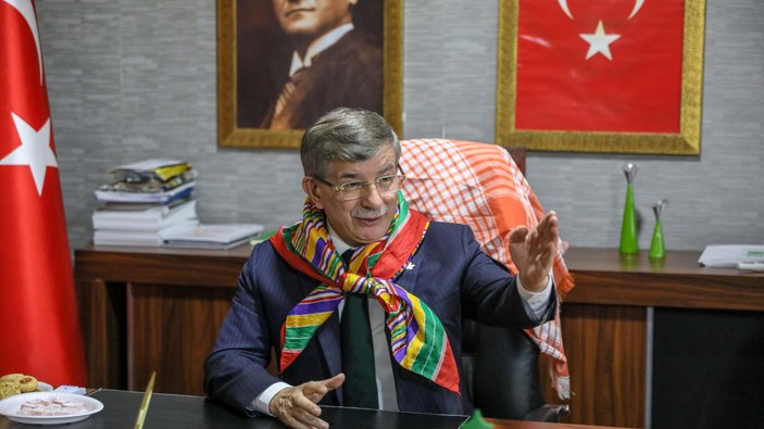Ahmet Davutoğlu: Herhangi bir metinde Diyanet İşleri Başkanlığı'nı kaldıracağımıza dair söz yok