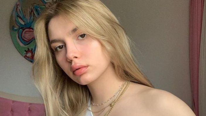Aleyna Tilki şezlongtan paylaştı! "Periler gerçek"