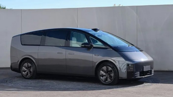 12 dakika şarj ile 500 km giden otomobil: Li Auto Mega