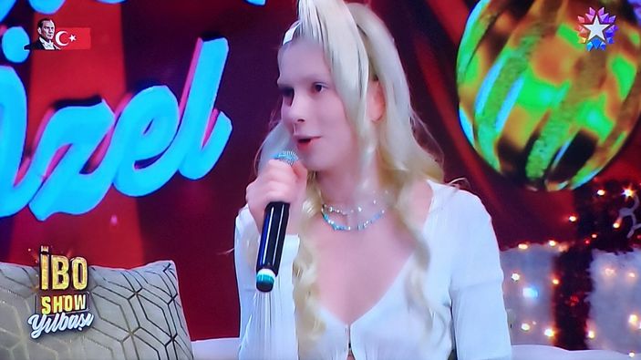 İbo Show'un yılbaşı programındaki abartı filtre sosyal medyayı salladı